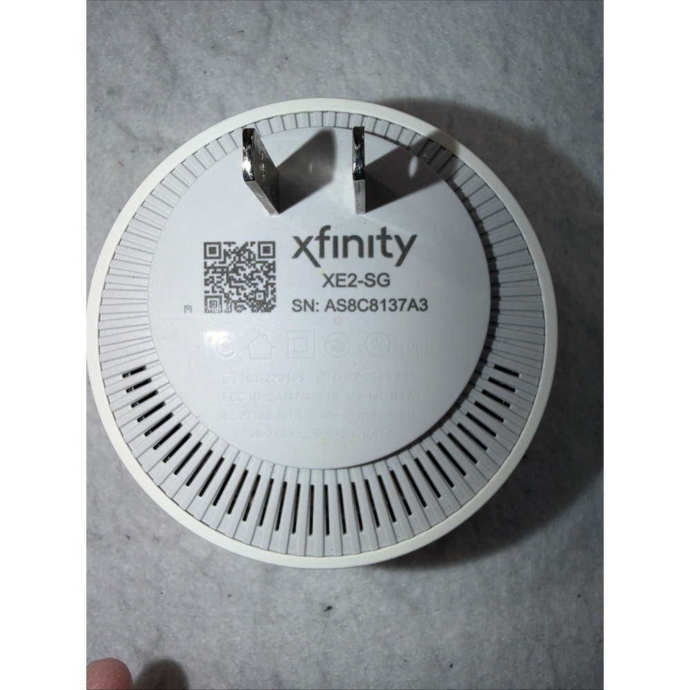Xfinity Pod 2nd Gen XE2-SG Wi-Fi Extender Comcast Xfi Pod - USED